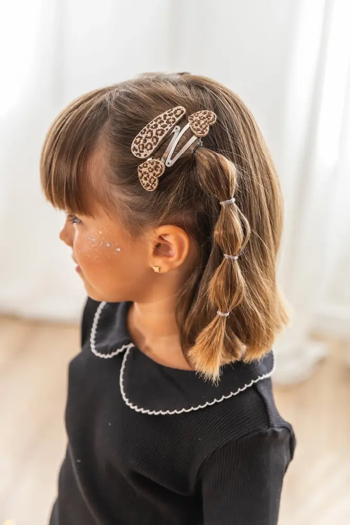 F_120-Barrettes Léo twist (paire)-luciole et petit pois-2.webp