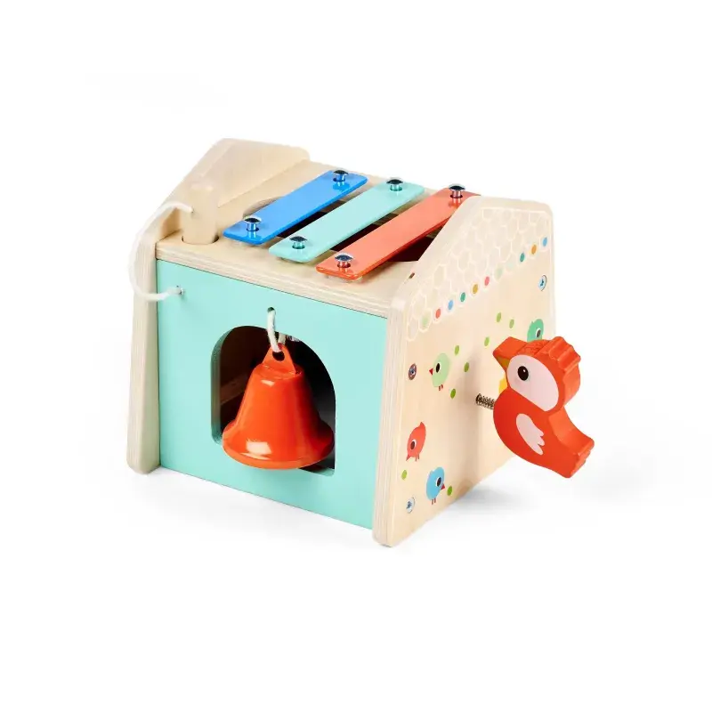 83743-jouet-d-eveil-sonore-maisonnette-ferme-lilliputiens-5.webp