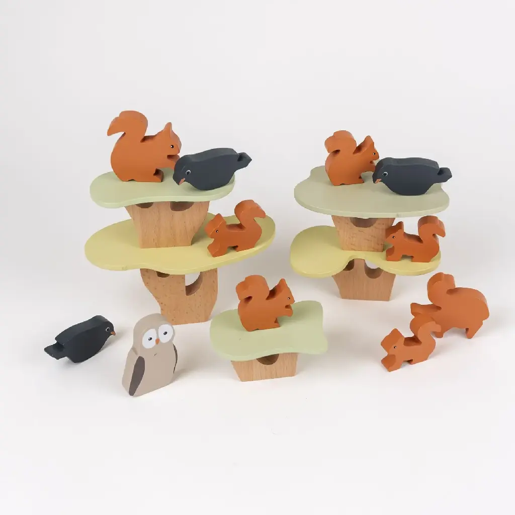 511168-Jeu d’équilibre Écureuils en bois – Egmont Toys-7.webp